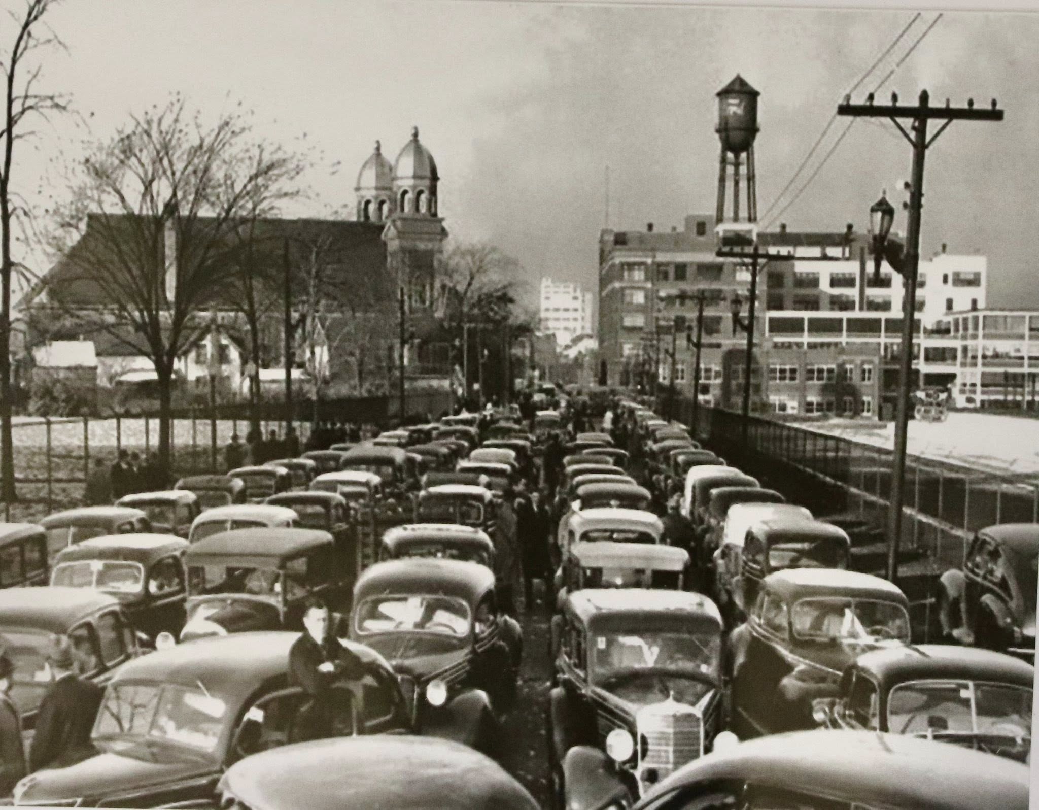 1945 Ford vehicle blockade