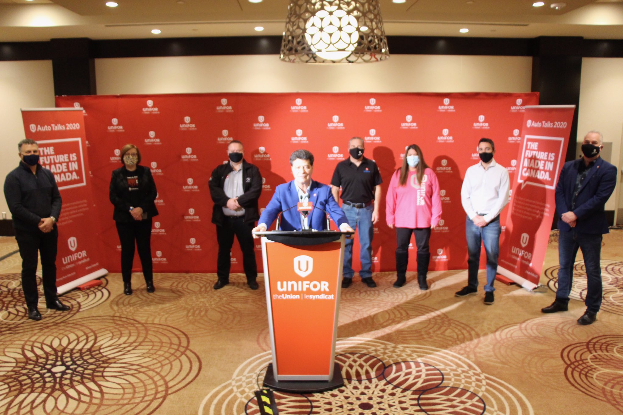 Jerry Dias announced a 2020 deal oath Chrysler to build BEVs in Canada