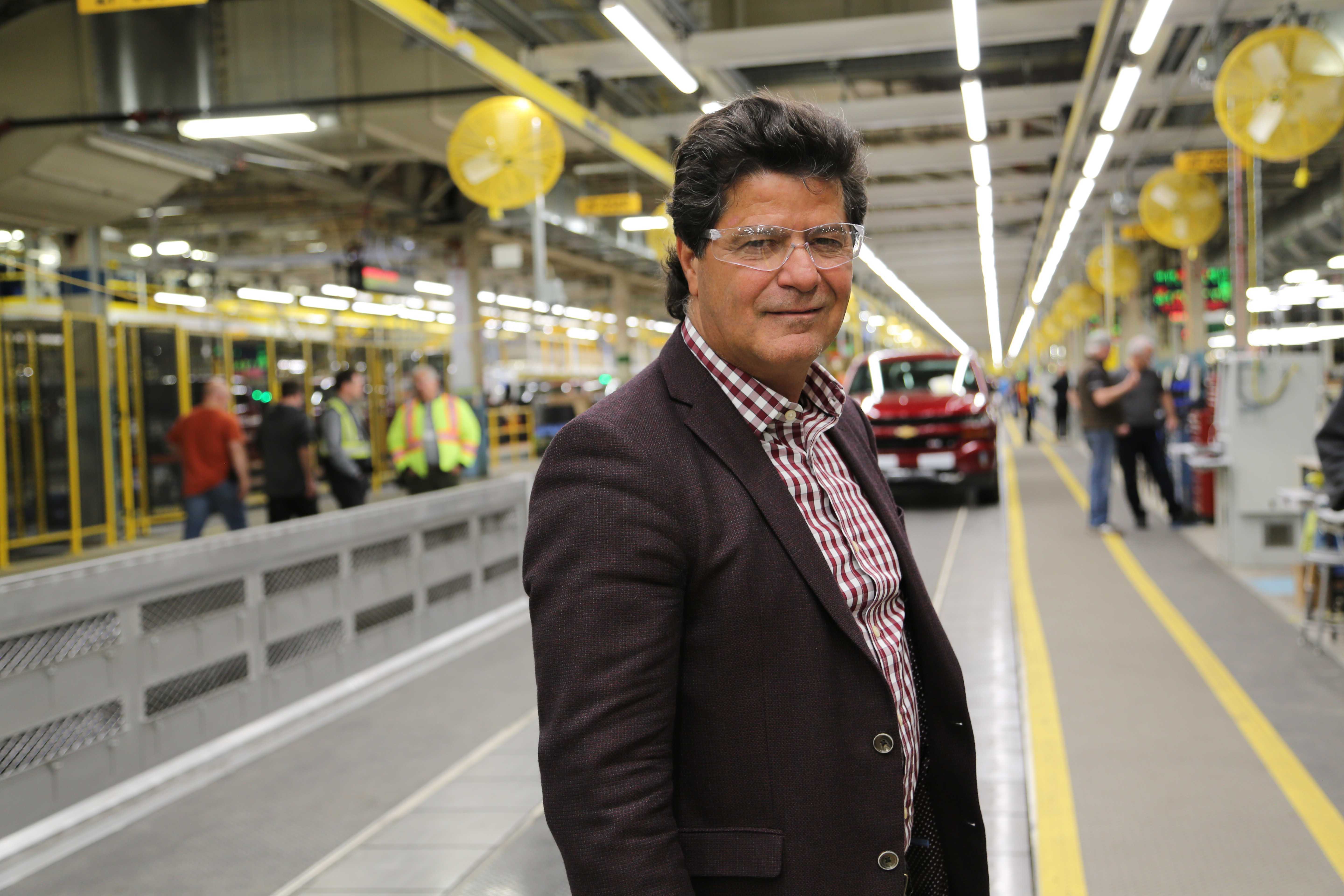 Jerry Dias in the GM Oshawa plant