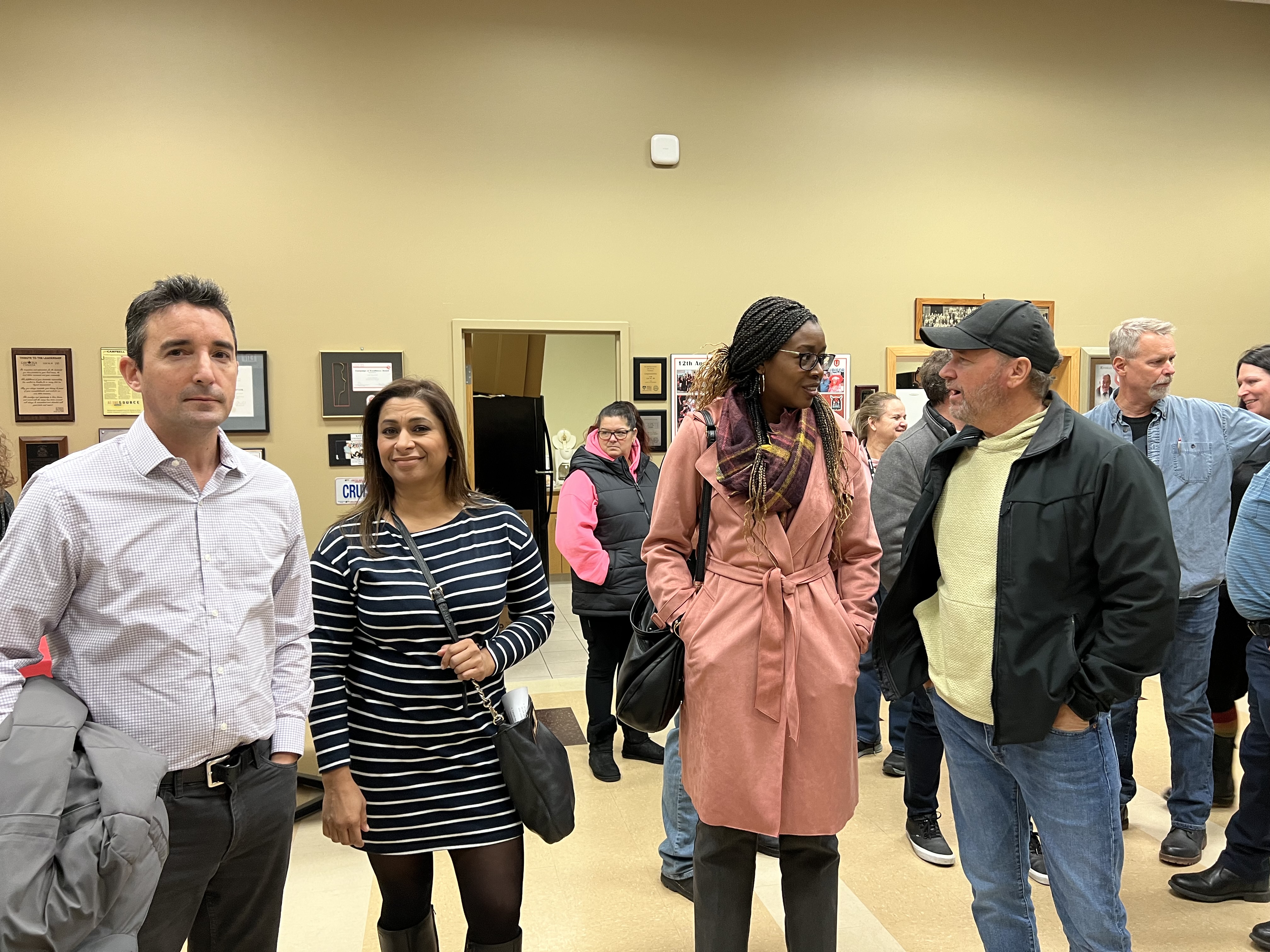 Unifor leader networking