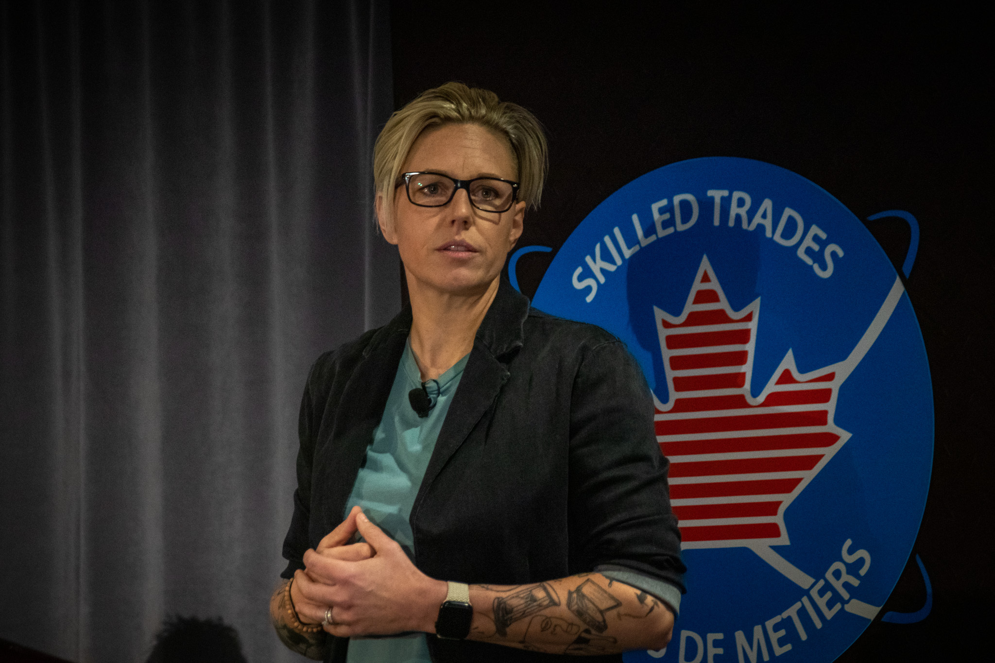 Kendra Fisher, gardienne de but d'Équipe Canada et défenseure de la santé mentale.