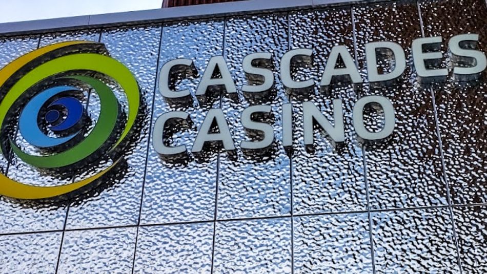 "Signage reading Cascade Casino with circular logo at left"