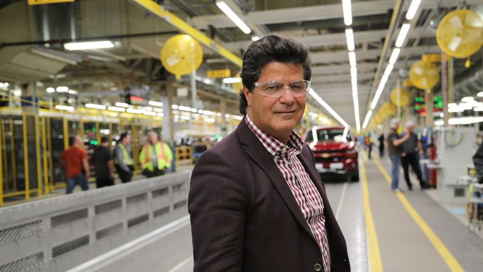Jerry Dias in the GM Oshawa plant