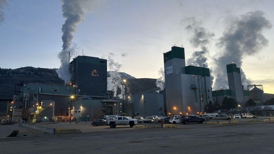 An exterior view of the Kruger mill in Kamloops, B.C. at dusk