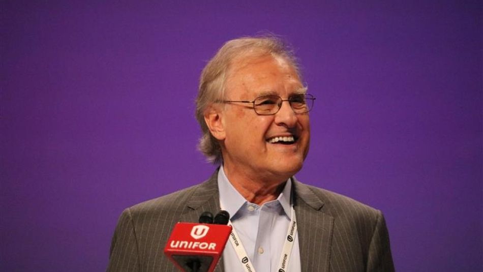 Stephen Lewis headshot