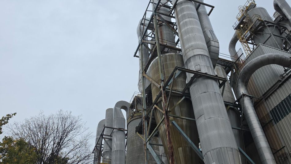 usine RYAM extérieure