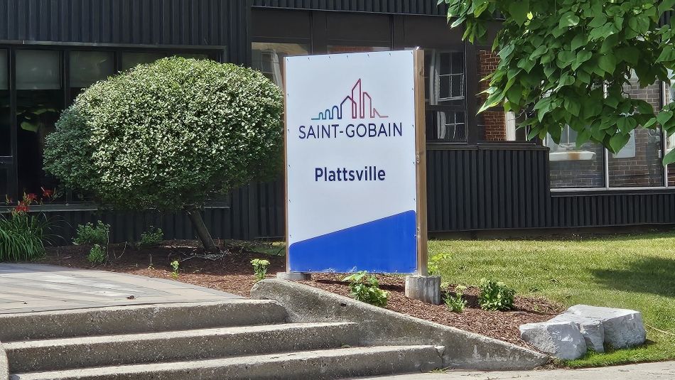 exterior sign at Saint-Gobain facility