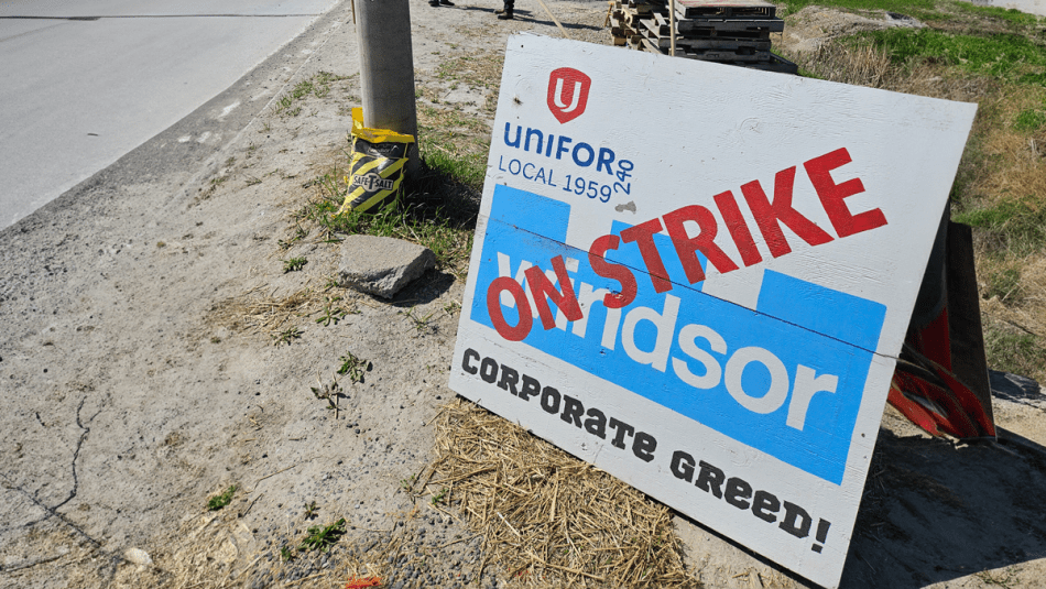 Windsor Salt strike sign