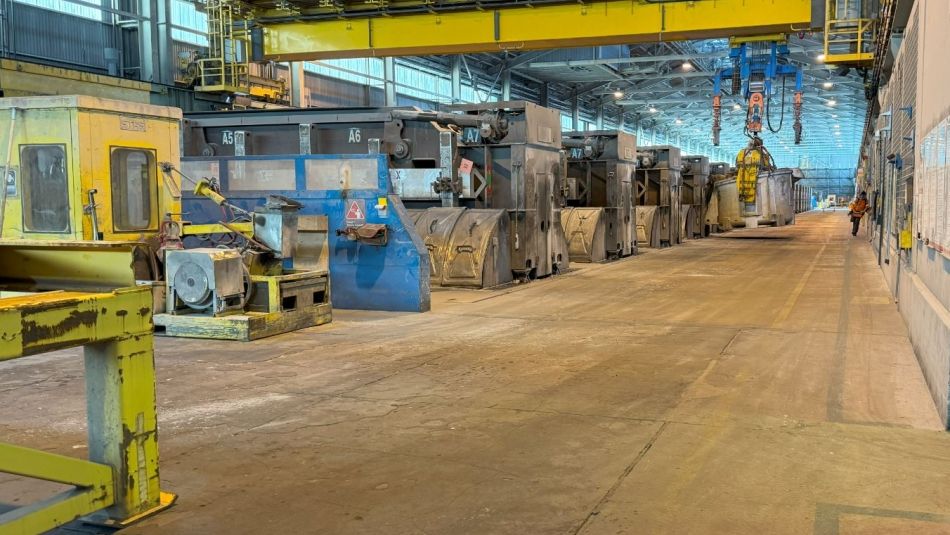 equipment on floor of aluminum plant