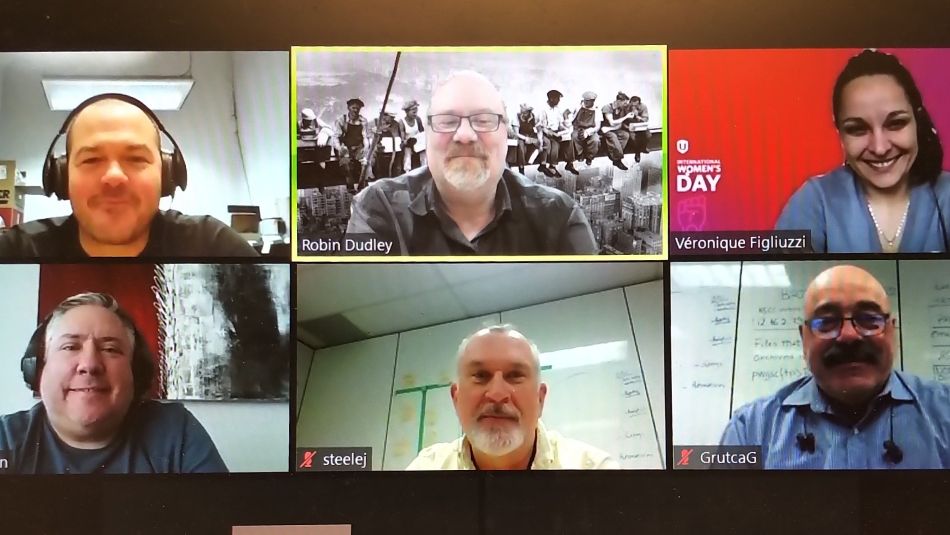 The BGIS O&M bargaining committee, Robin Dudley, Veronique Figliuzzi, Geroge Grutca, John Steele, Mathieu Beaulac and Pascal Poulin pose on a Zoom meeting. 