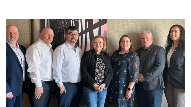 ATSAC bargaining committee with Lana Payne.