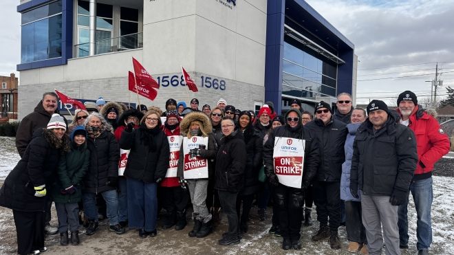 Lana Payne at the Unifor Clear Medical Imaging picket line