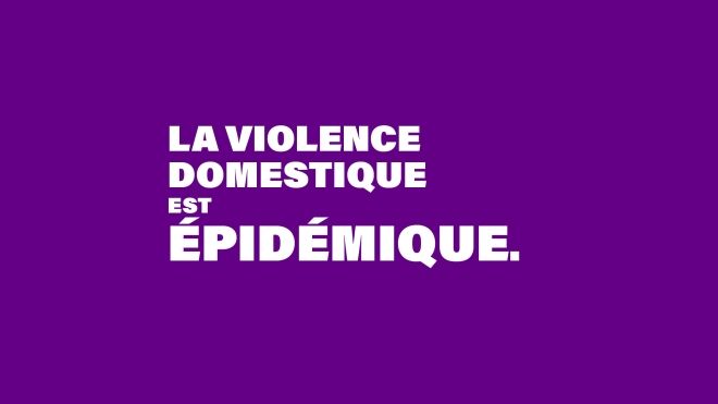 Texte blanc sur mauve qui dit "La violence domestique est épidémique."