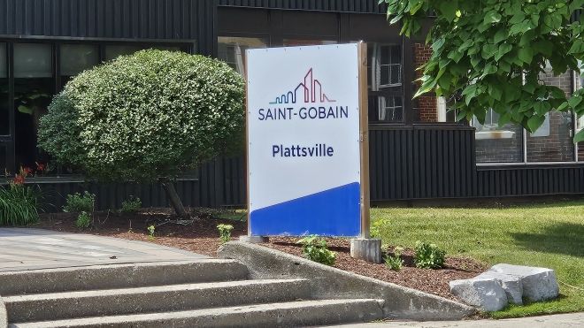 exterior sign at Saint-Gobain facility