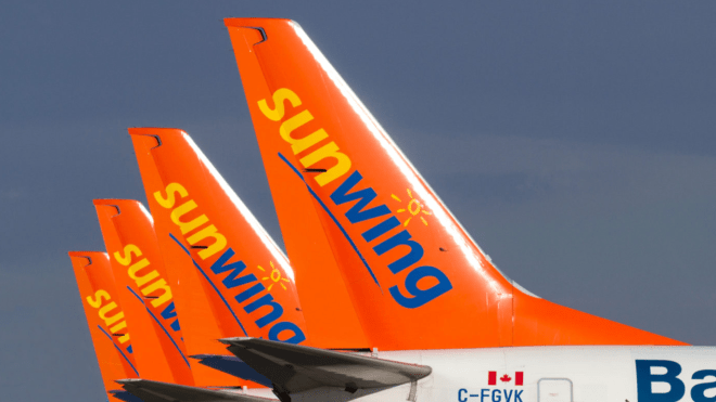 Sunwing planes