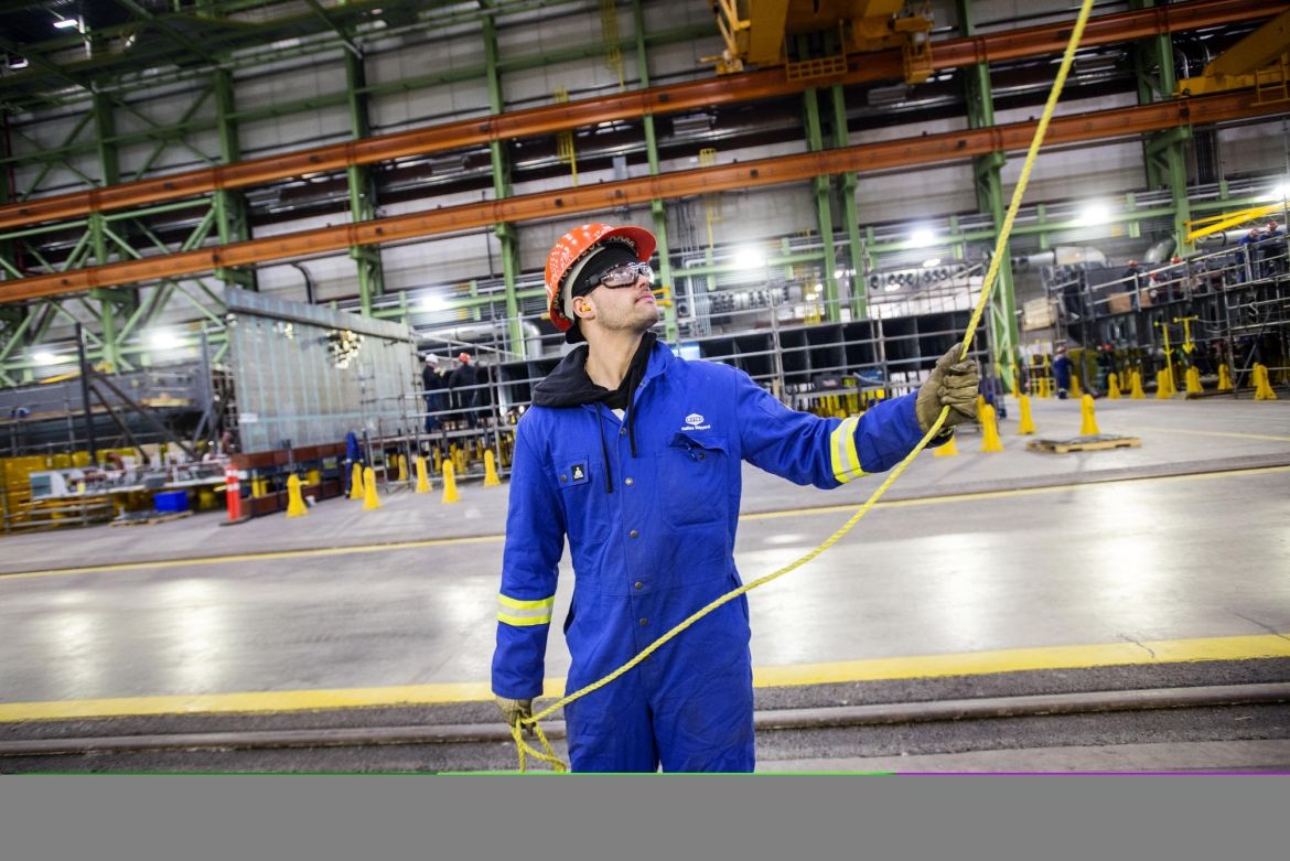 A Unifor member wokring at Irvin Shipyard in Halifax, Nova Scotia.