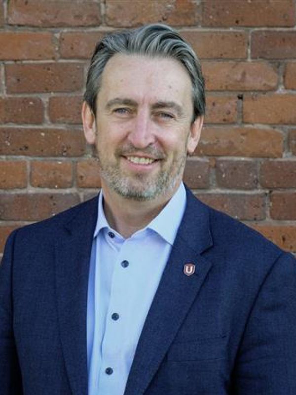 Gavin McGarrigle's headshot
