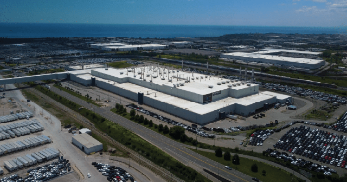GM Cuts 2,000 Jobs at Oshawa Plant Amid Tariffs