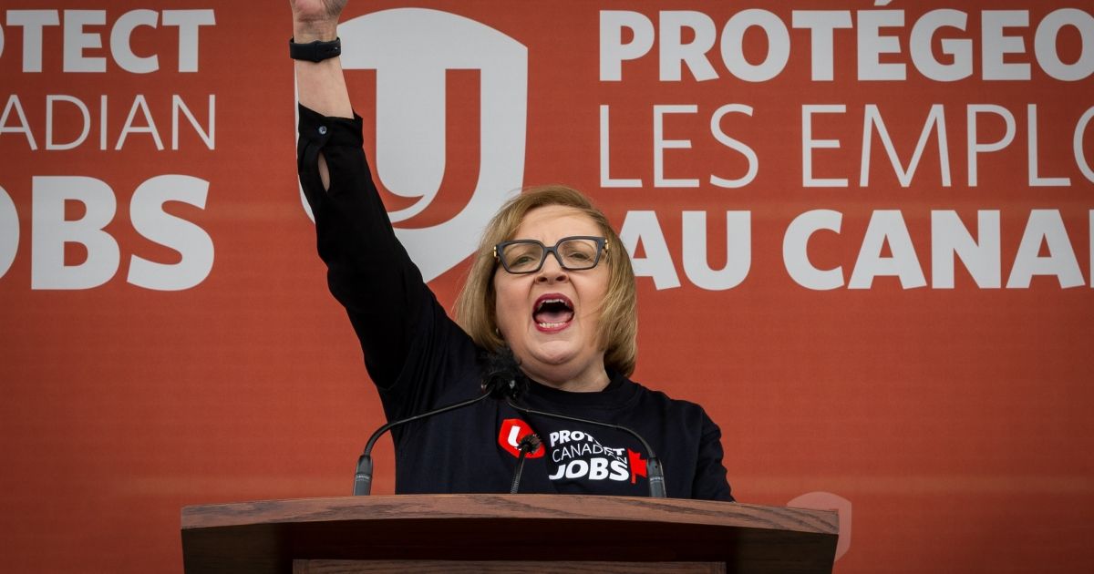 Thousands rise at Unifor rally to Protect Canadian Jobs | Unifor